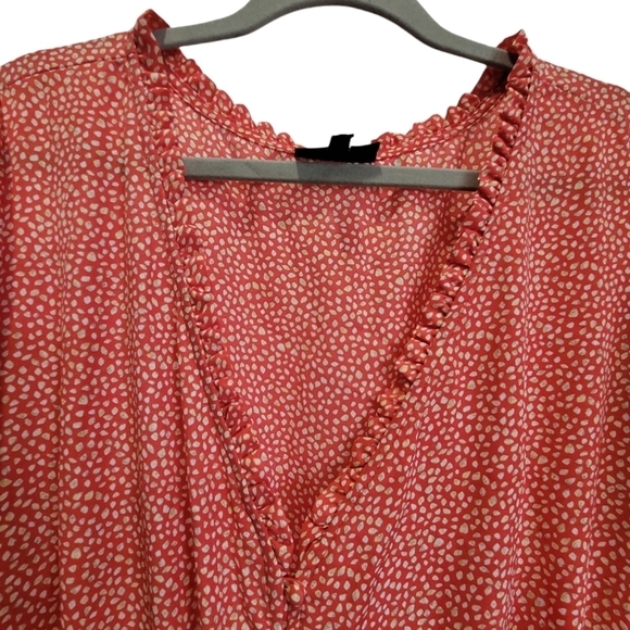 3X Ruffle V Neck Short Sleeve Button Down Wide Leg Romper - Picture 3 of 7